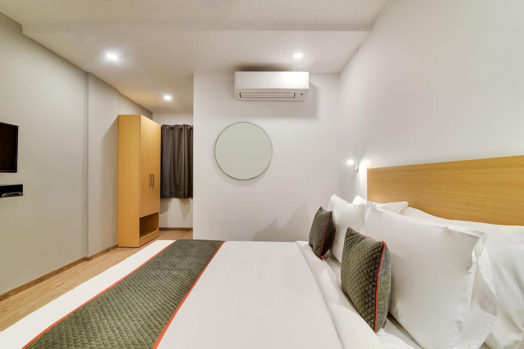 Townhouse Kovilambakkam Chennai Eksteriør billede