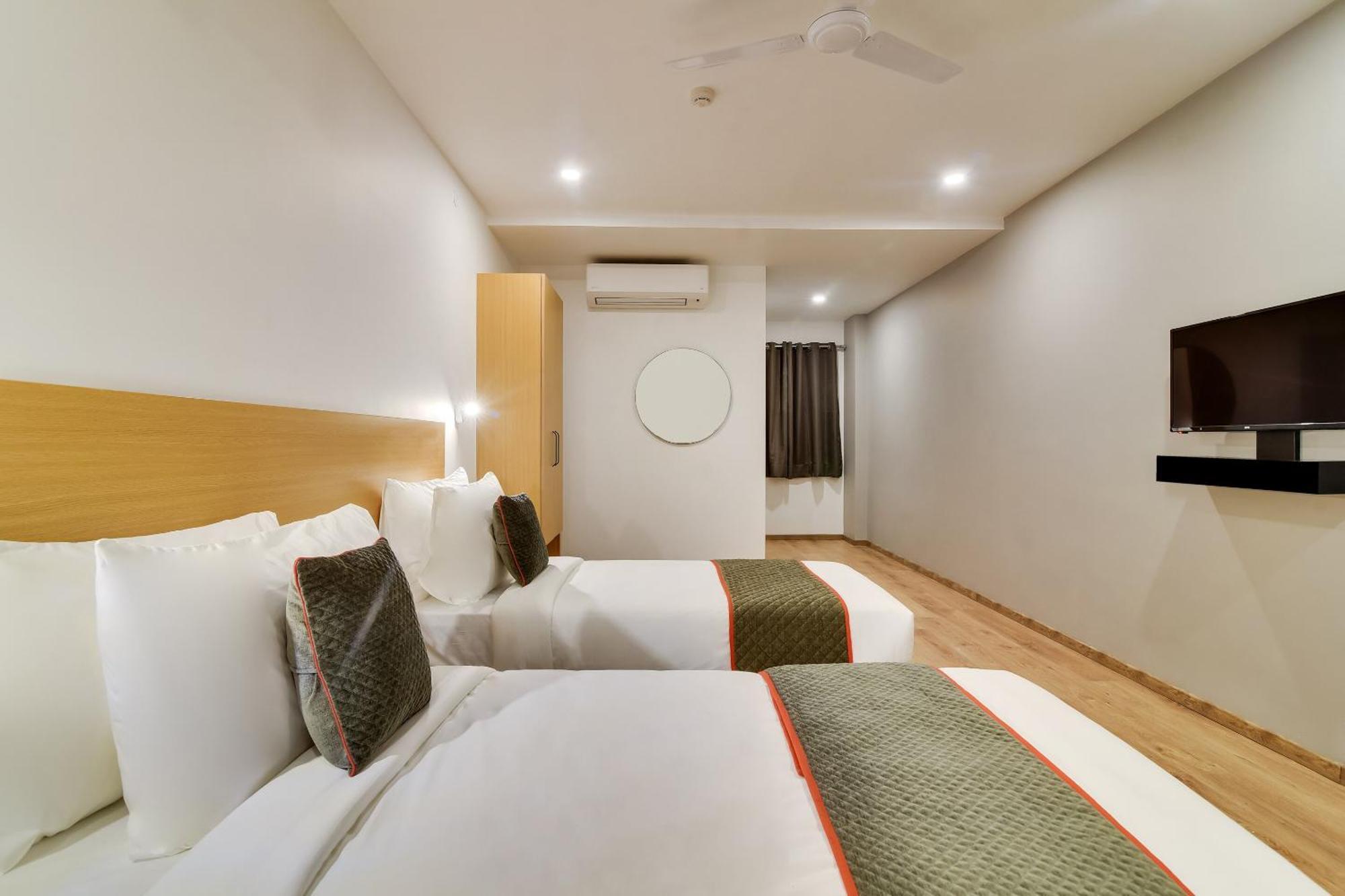 Townhouse Kovilambakkam Chennai Eksteriør billede